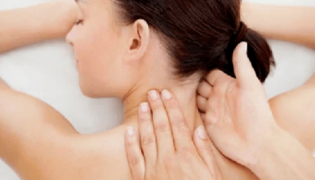 Behandlung von zervikaler Osteochondrose mit Massage